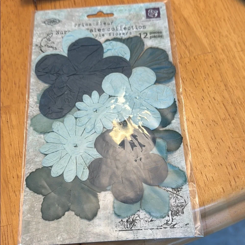 Prima Marketing Floral Embellishments Set